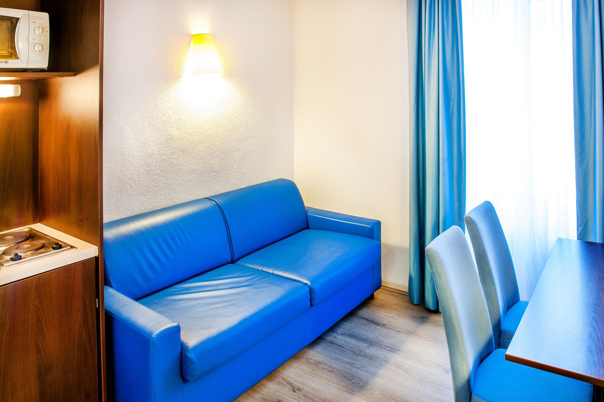 Appart'Hotel Saint Jean Lourdes Exterior foto
