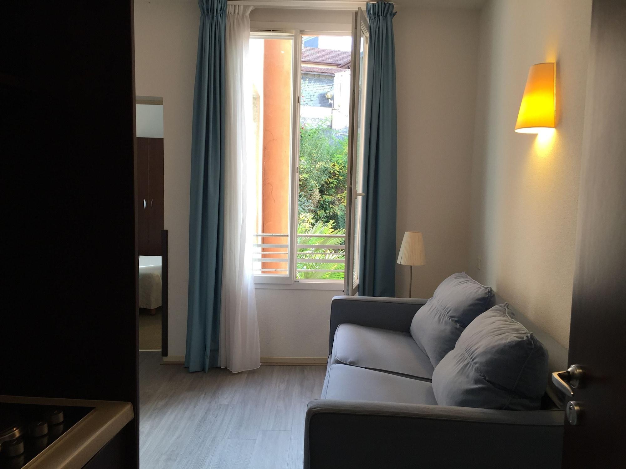 Appart'Hotel Saint Jean Lourdes Exterior foto