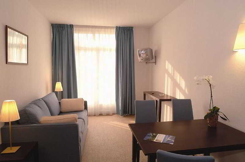 Appart'Hotel Saint Jean Lourdes Habitación foto